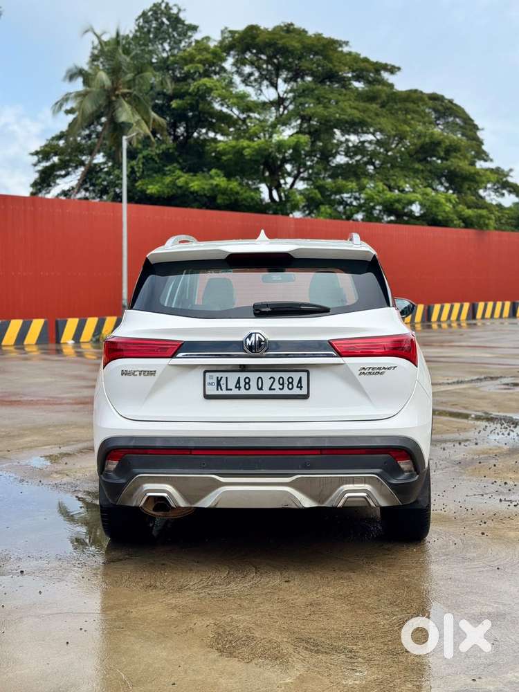 Mg Hector Sharp At, 2021, Petrol