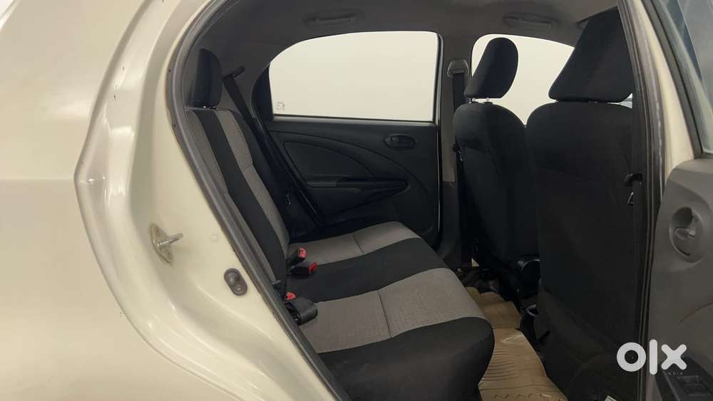 Toyota Etios Liva G, 2013, Petrol