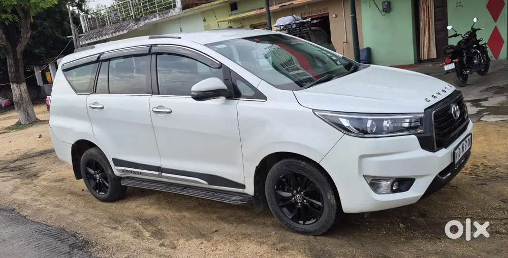 Toyota Innova Crysta 2019 Diesel Manual