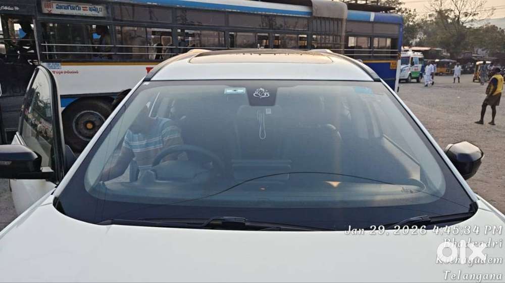 Tata Safari Xt+