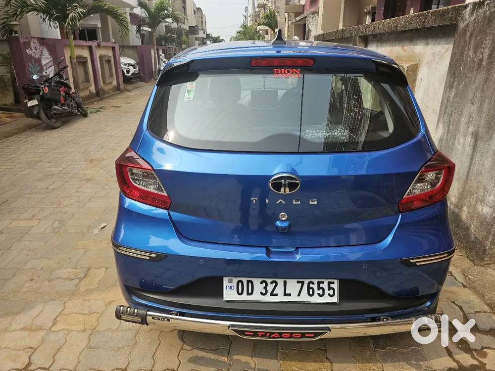 Tata Tiago 1.2 Revotron Amt 2025