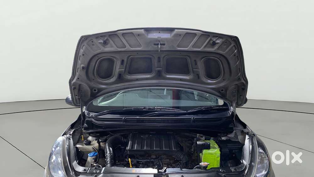 Hyundai Aura 1.2 E Petrol Mt, 2020, Petrol