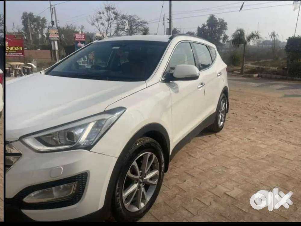 Hyundai Santa Fe Automatic 2015 Dec  Hr  Top Condition  Push Start