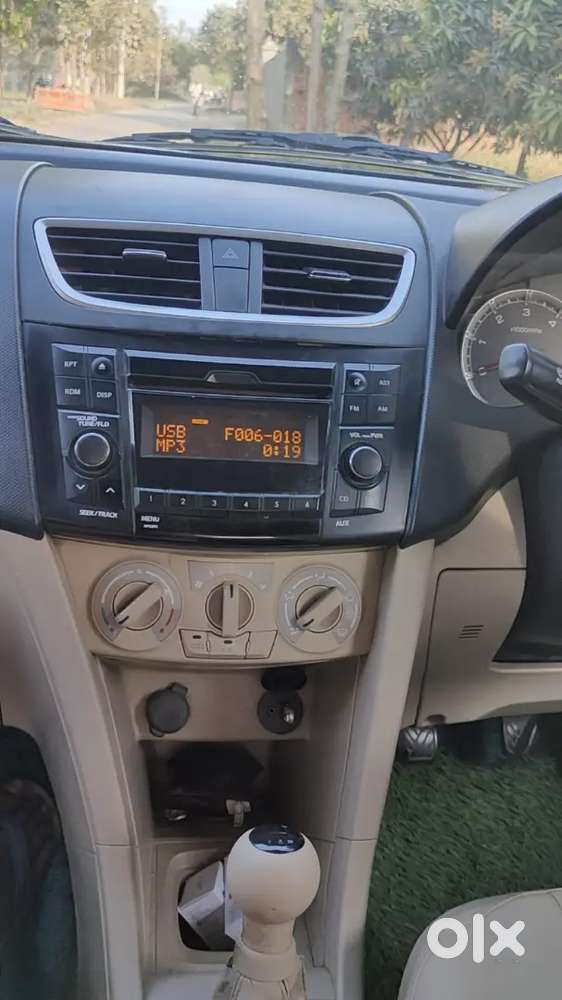 Maruti Suzuki Swift Dzire 2015 Diesel 105136 Km Driven