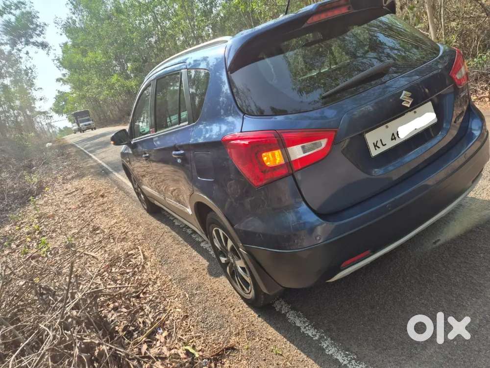 S-cross Alpha 2018 Diesel  Full Option  Premium Nexa Car