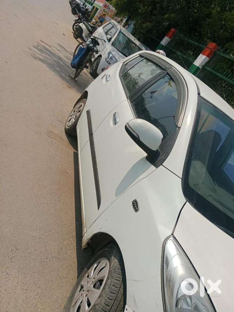 Hyundai Car Manual 2010