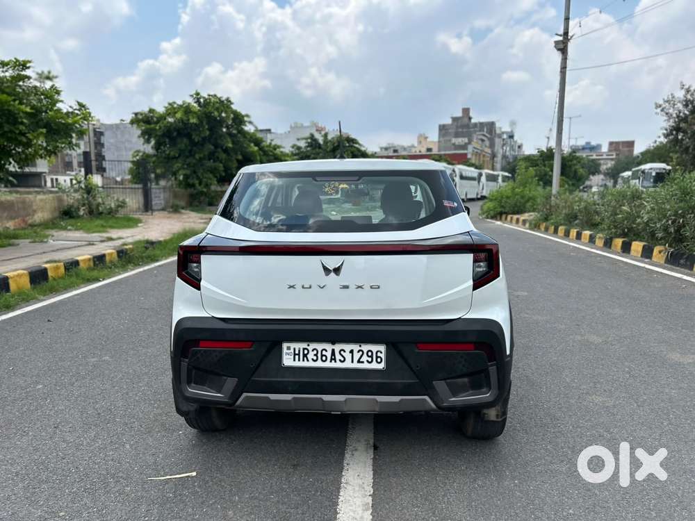 Mahindra Xuv 3xo Mx3, 2024, Diesel
