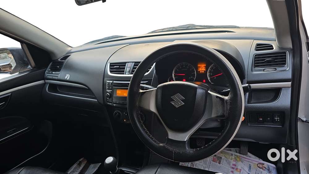 Maruti Suzuki Swift Vvt Vxi, 2016, Petrol