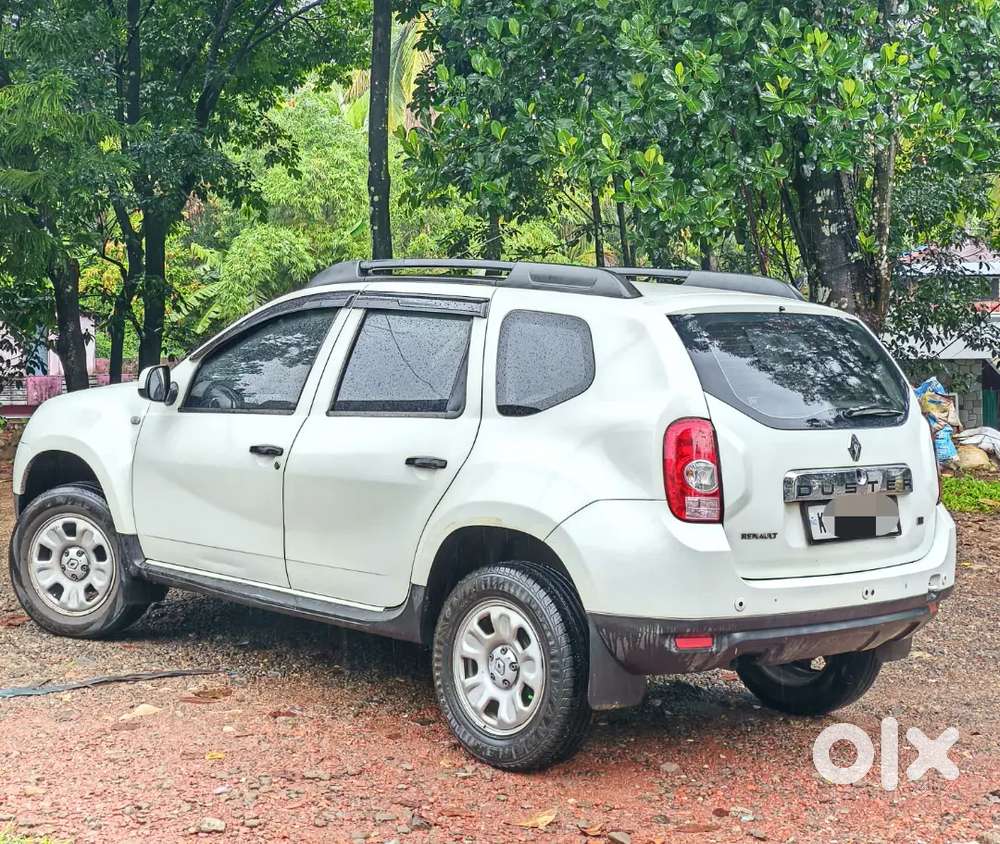 2014 Registered Duster Petrol Low Kms For Sale