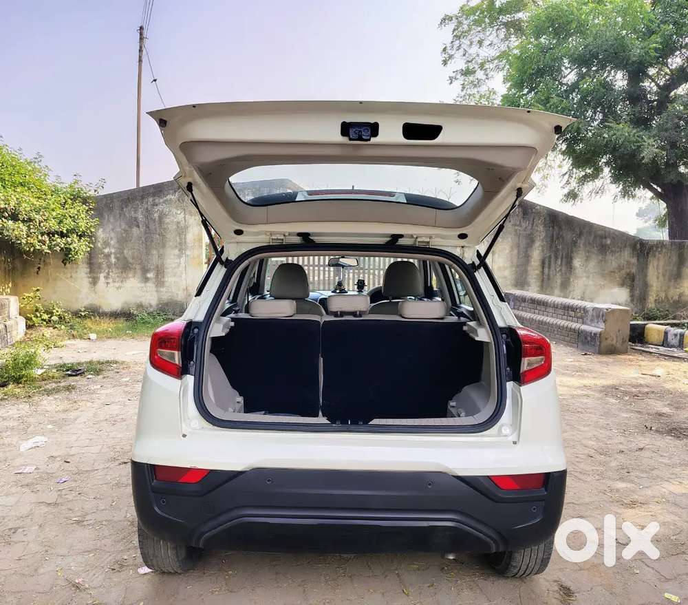 Mahindra Xuv300 2020 Defence Person Car