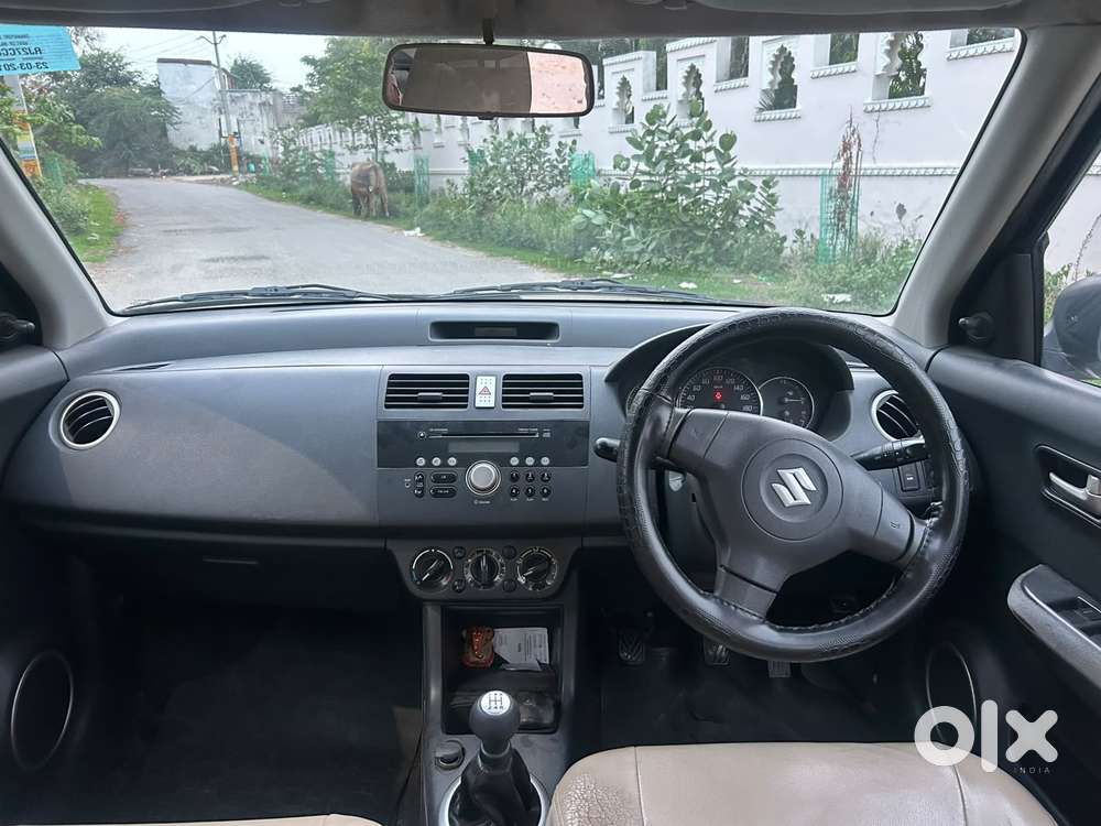 Maruti Suzuki Swift Dzire 1.3 Vxi, 2011, Petrol