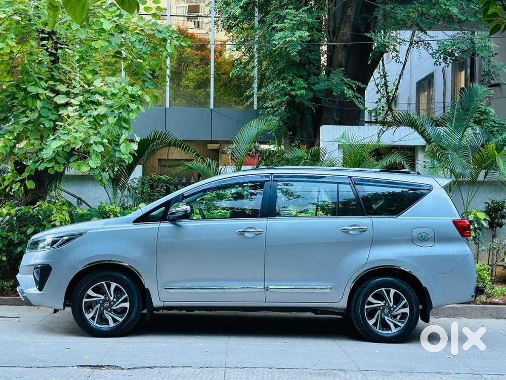 Toyota Innova Crysta 2.4 Gx Limited Edition 8 Str, 2022, Diesel