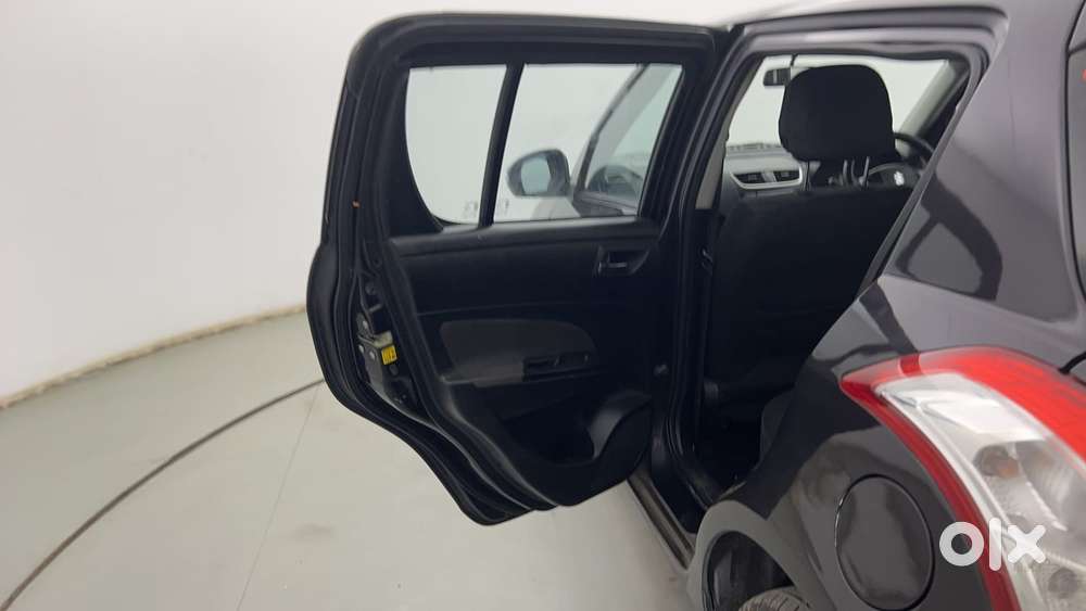 Maruti Suzuki Swift Vvt Vxi, 2016, Petrol