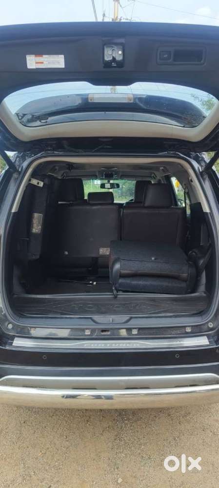 Toyota Fortuner [2021-ongoing] 2.8 2wd Diesel Mt, 2021, Diesel