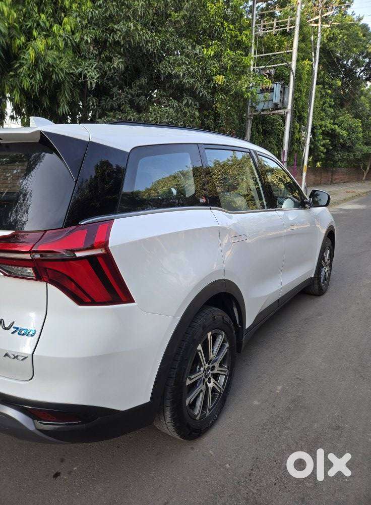 Mahindra Xuv700 2.2 Ax 7 Diesel At Str, 2023, Diesel