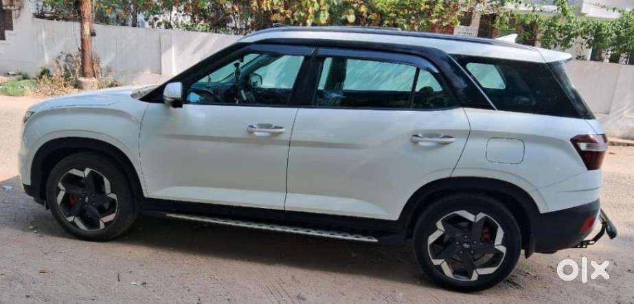 Hyundai Alcazar 1.5 Platinum (o) Diesel At 6 Str, 2023, Diesel