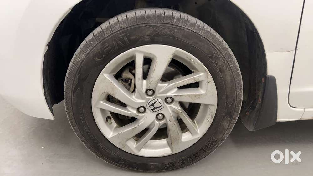 Honda Jazz [2020-2023] 1.2 V I-vtec Mt, 2016, Petrol