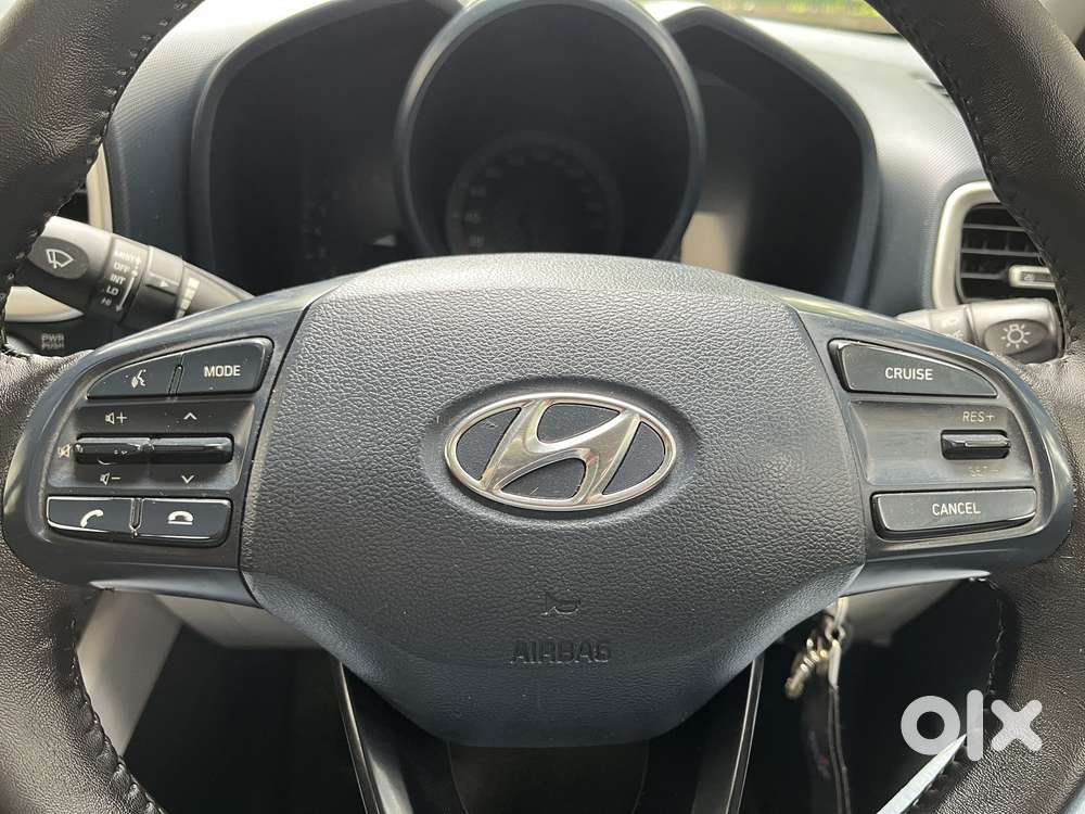 Hyundai Venue Sx Dual Tone Turbo, 2019, Petrol