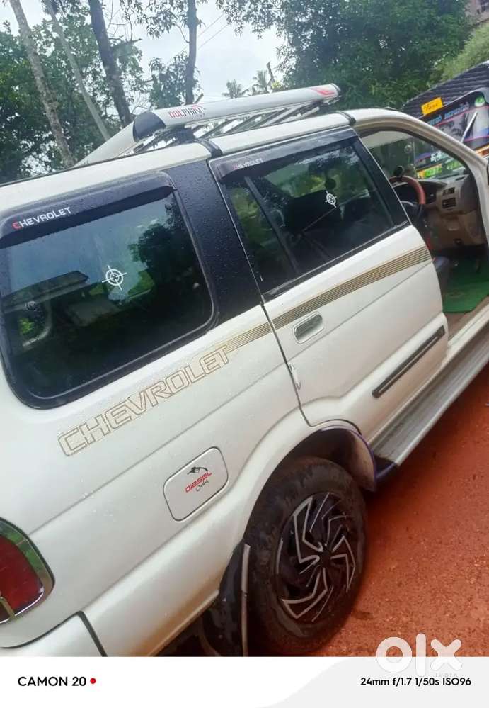 Chevrolet Tavera 2011 Diesel 230000 Km Driven