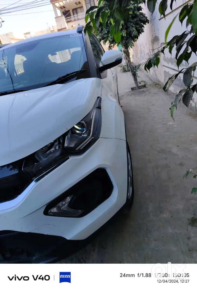 Tata Nexon 2022 Diesel Well Maintained, With Sanroof,