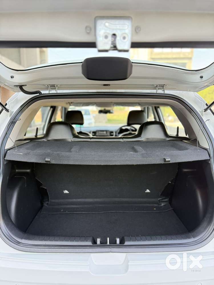 Hyundai Venue S Turbo, 2021, Petrol