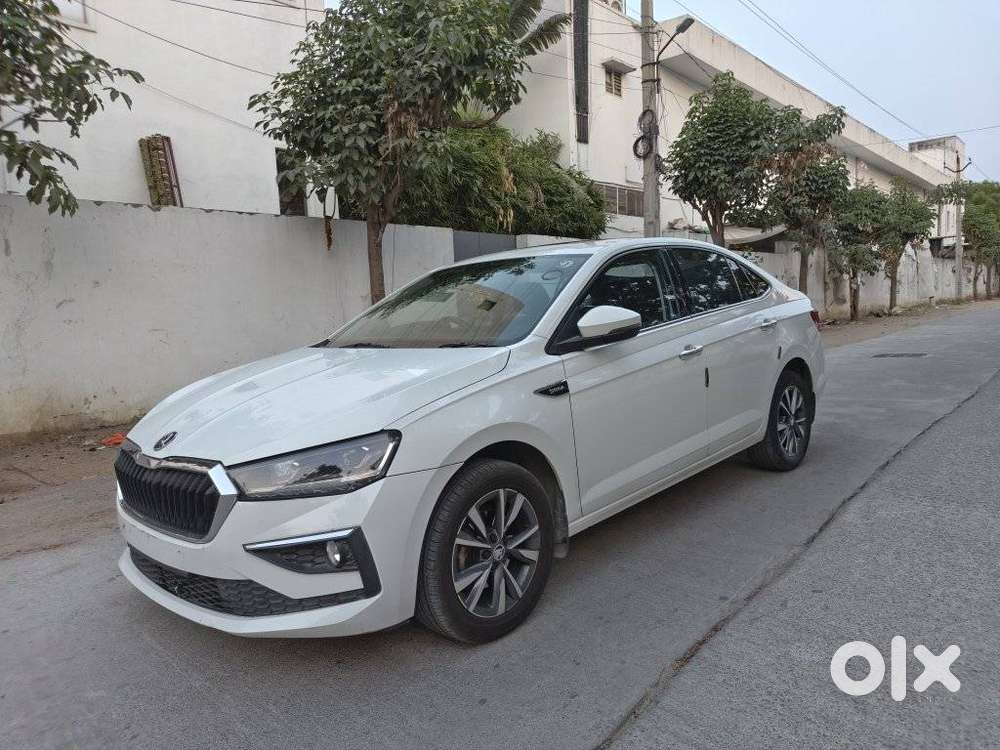 Skoda Slavia 1.0 Tsi Style At, 2022, Petrol