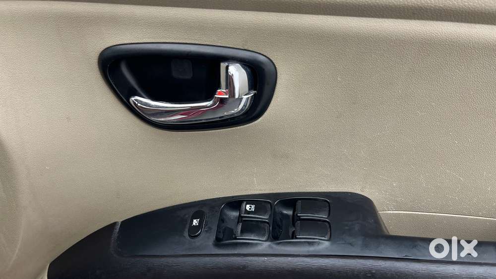 Hyundai I10 Sportz 1.1l, 2015, Petrol