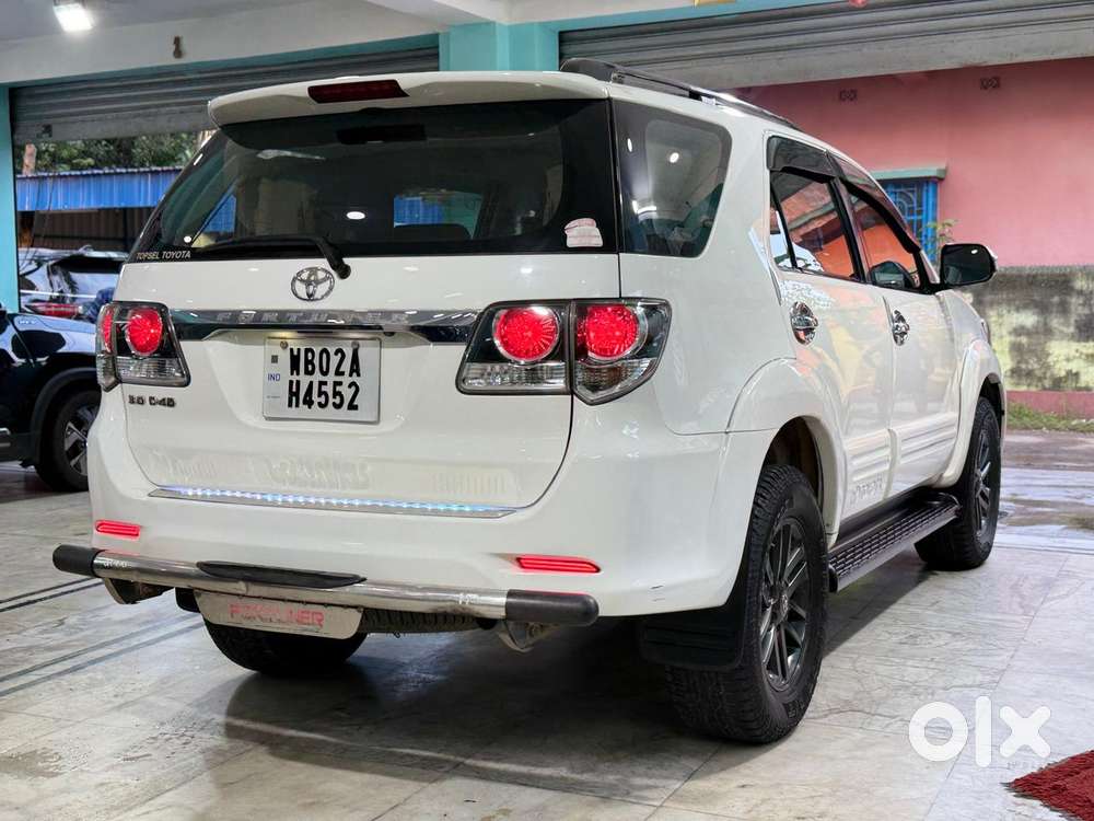 Toyota Fortuner 4x2 Manual, 2015, Diesel