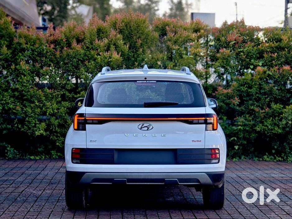 Hyundai Venue Sx Opt Turbo, 2023, Petrol