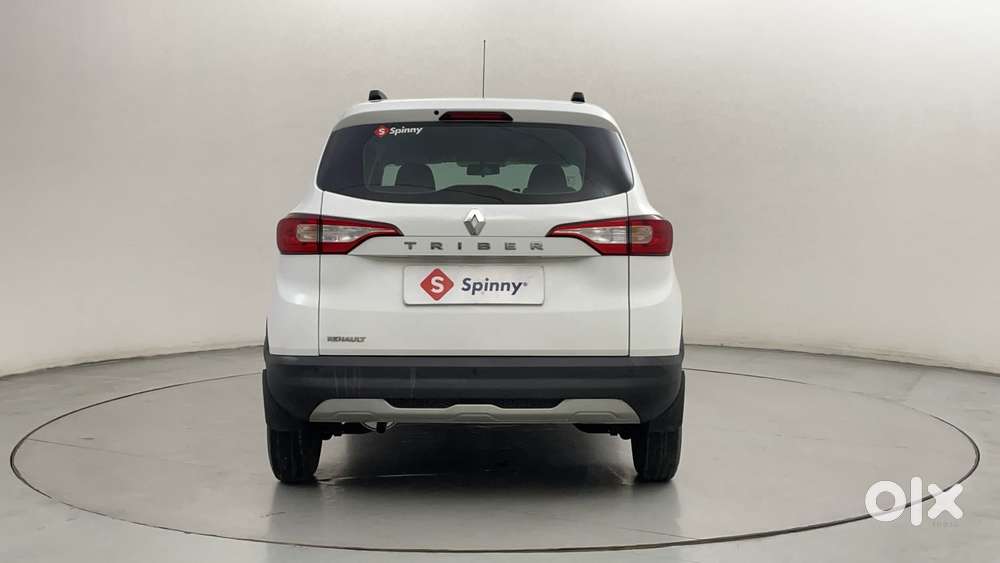 Renault Triber Rxt, 2023, Petrol