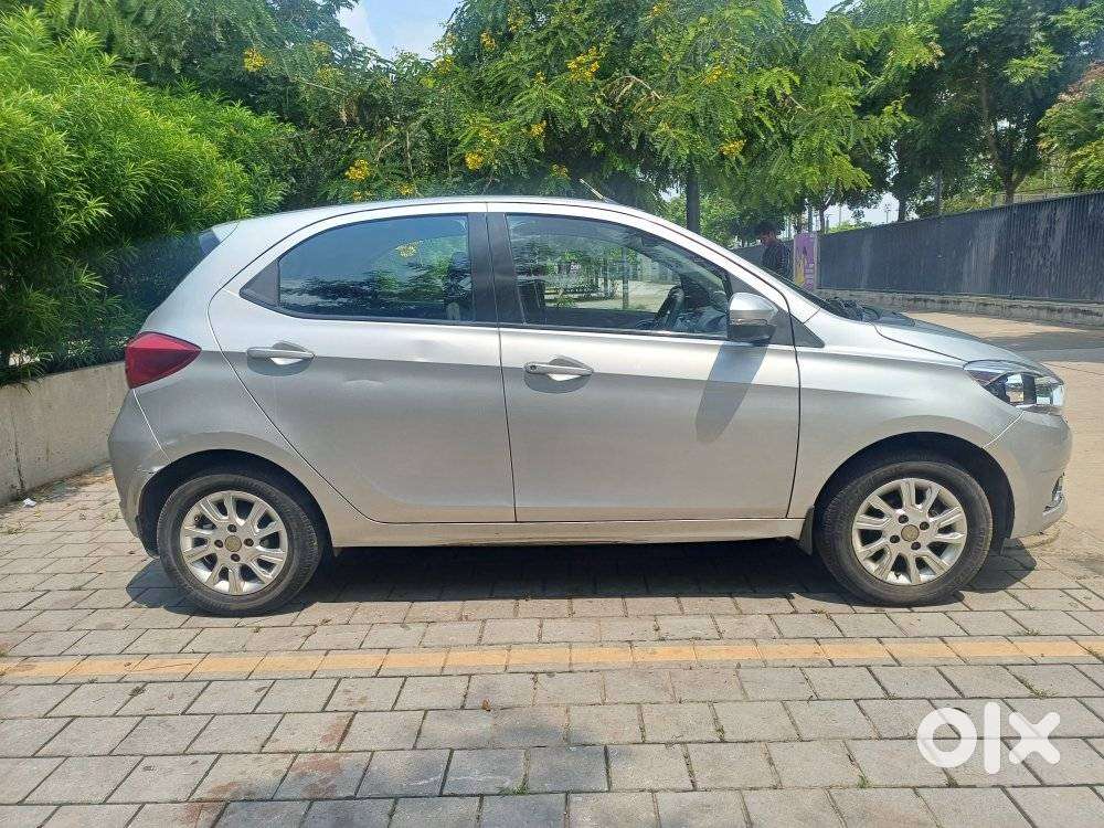 Tata Tiago 1.2 Revotron Xza, 2018, Petrol