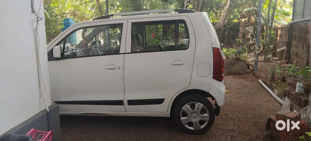 Maruti Suzuki Wagon R 1.0 2013 Petrol Well Maintained