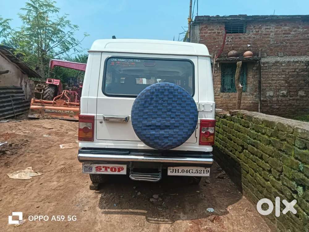 Mahindra Bolero Neo 2013