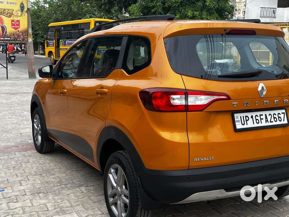 Renault Triber Rxt, 2025, Petrol