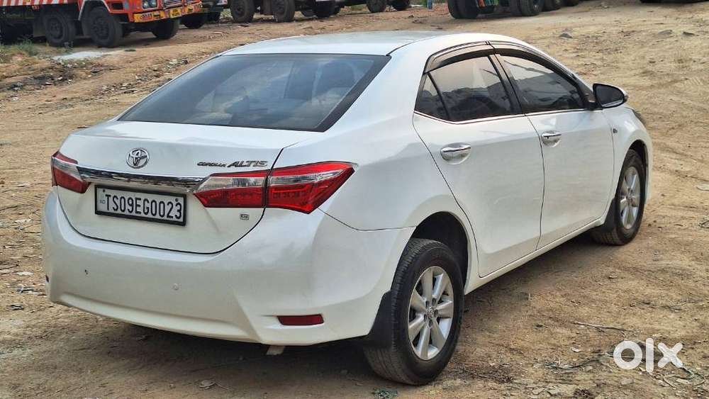 Toyota Corolla Altis 2010-2013 G, 2014, Petrol