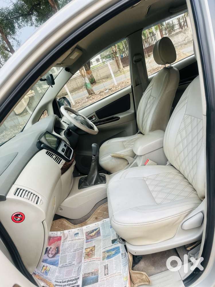 Toyota Innova 2.5 V 7 Str, 2012, Diesel