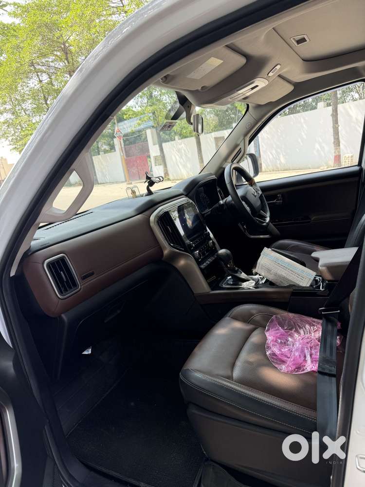 Mahindra Scorpio-n 2.2 Z8 Diesel At 7 Str, 2025, Diesel