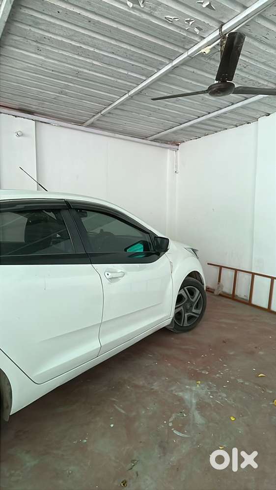 Tata Altroz Petrol 2021