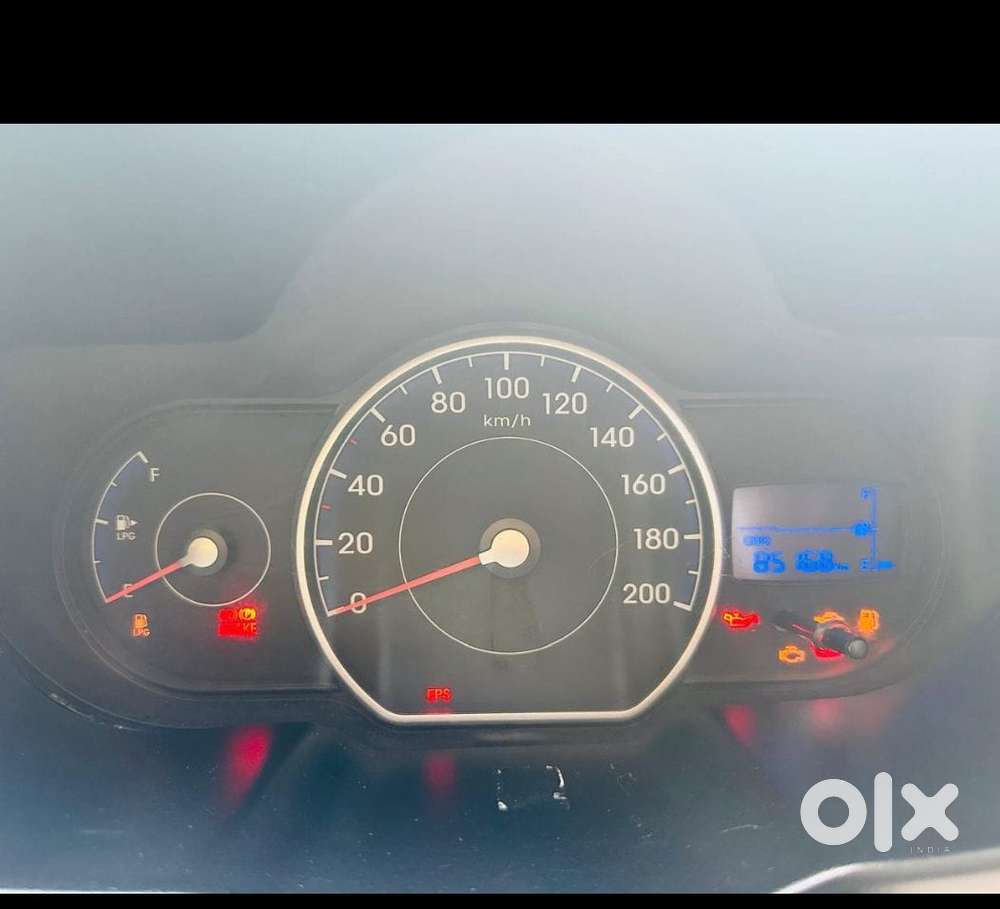 Hyundai I10 Sportz, 2017, Petrol