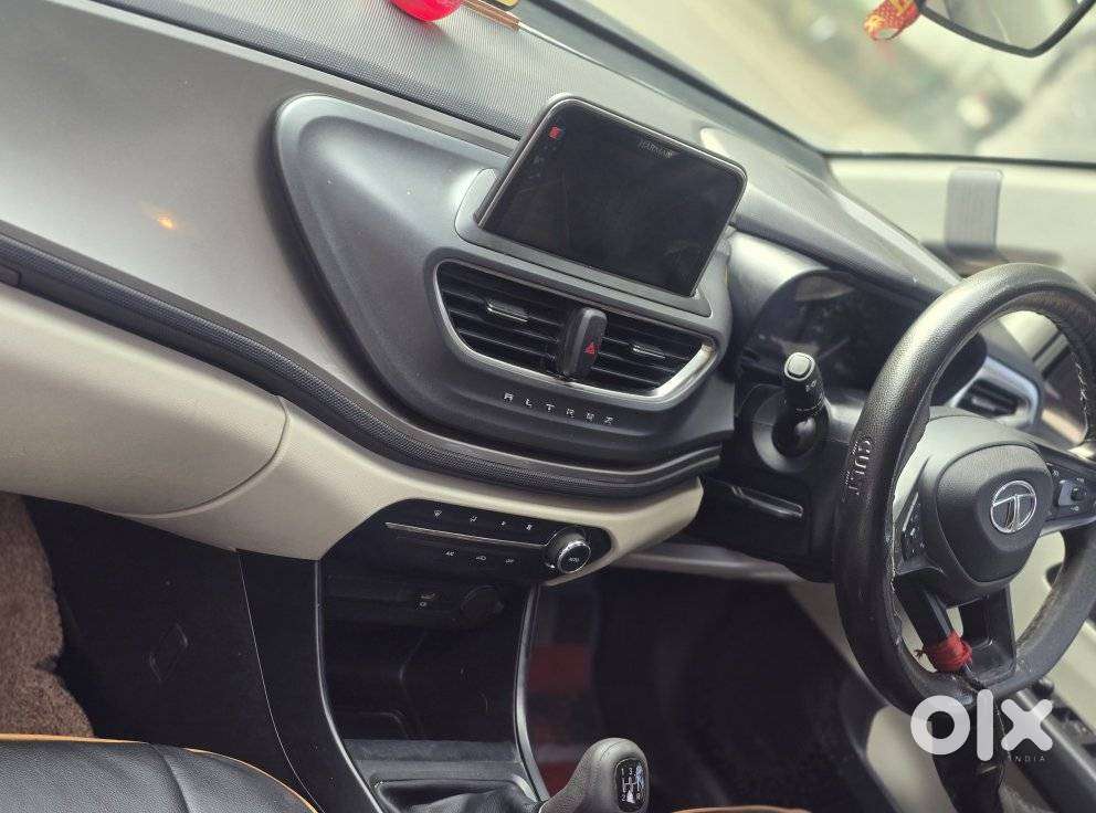 Tata Altroz 1.2 Xm, 2021, Petrol