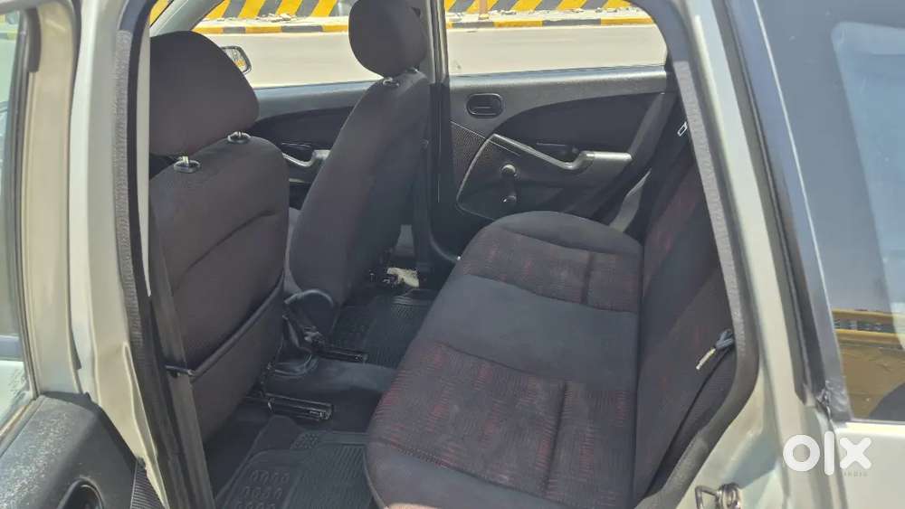Ford Figo Petrol Well Maintained 2012