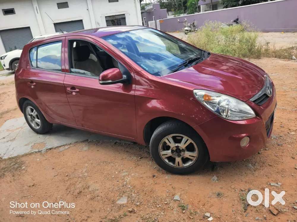Hyundai I20 2011 Petrol Well Maintained
