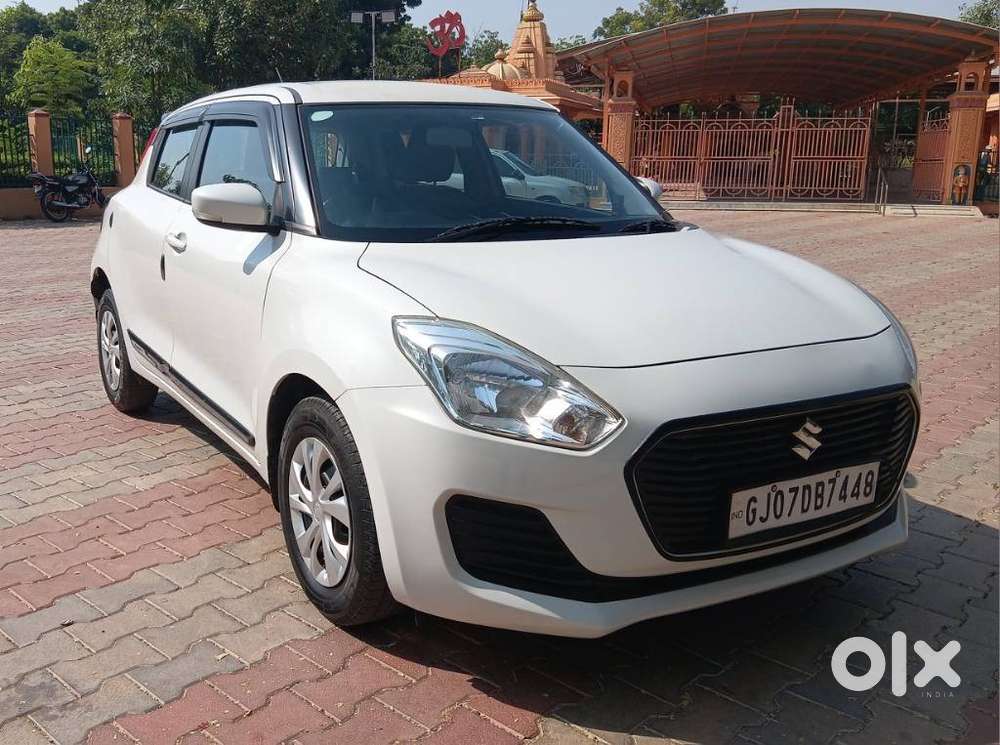 Maruti Suzuki Swift Vxi + Manual, 2018, Petrol