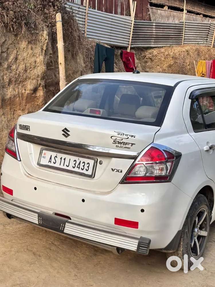 Maruti Suzuki Swift Dzire 2015 Petrol Well Maintained