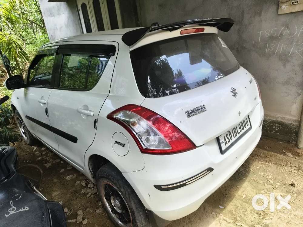 Maruti Suzuki Swift 2014 Petrol 72000 Km Driven