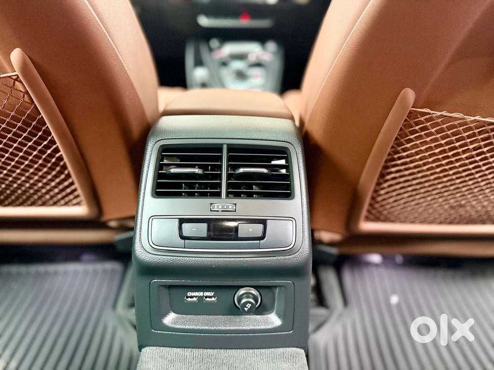 Audi A4 2.0 Technology 40 Tfsi, 2024, Petrol