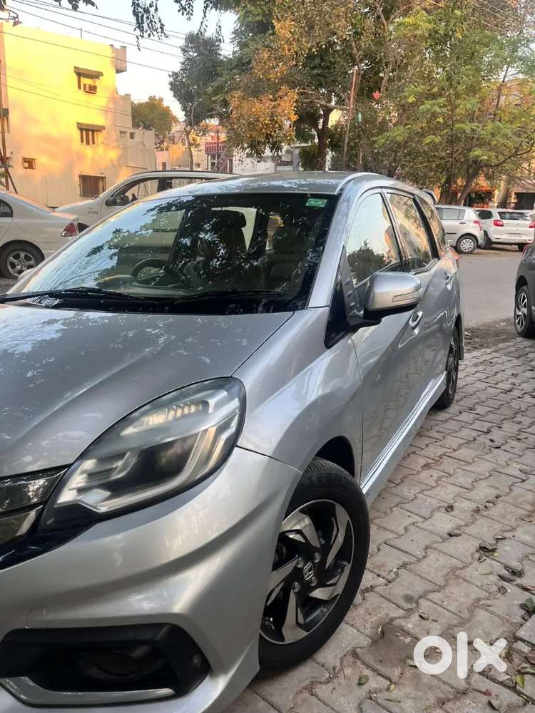 Honda Mobilio 1.5 Rs For Sale