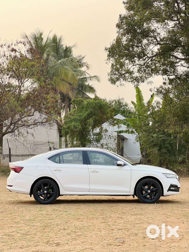 Skoda Octavia 2.0 Style Tsi At, 2021, Petrol