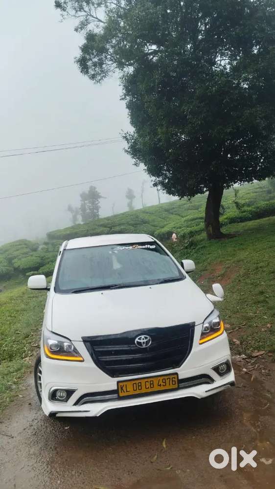 Toyota Innova 2015