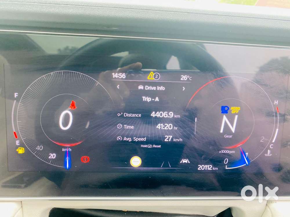 Mahindra Xuv700 2.0 Ax 7 Petrol Mt Str, 2024, Petrol